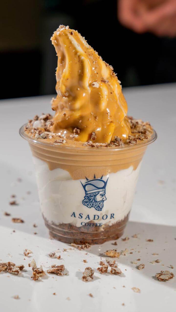 Kinder Bueno soft ice cream with chocolate pieces